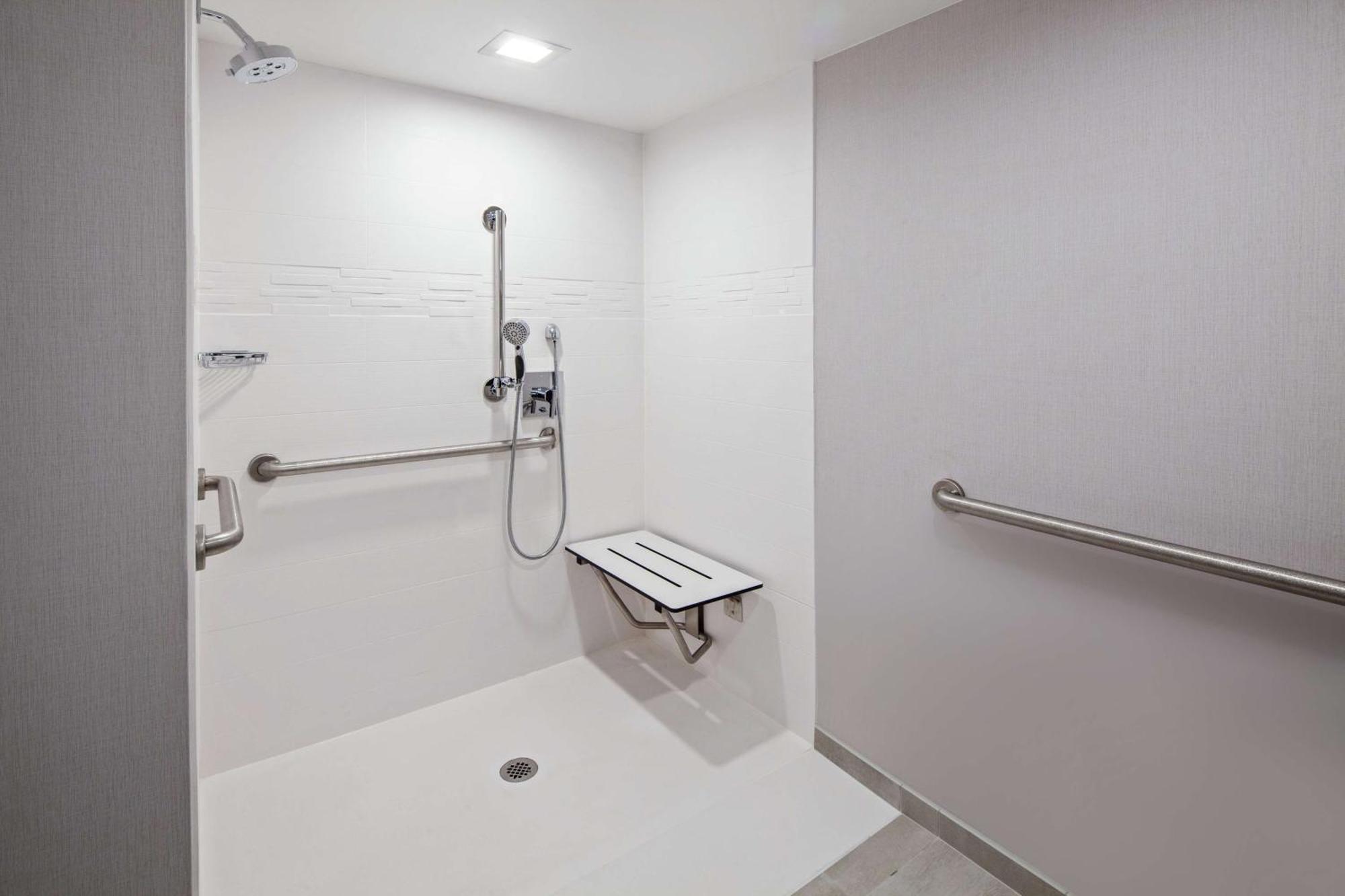 Homewood Suites By Hilton San Diego Central Екстер'єр фото