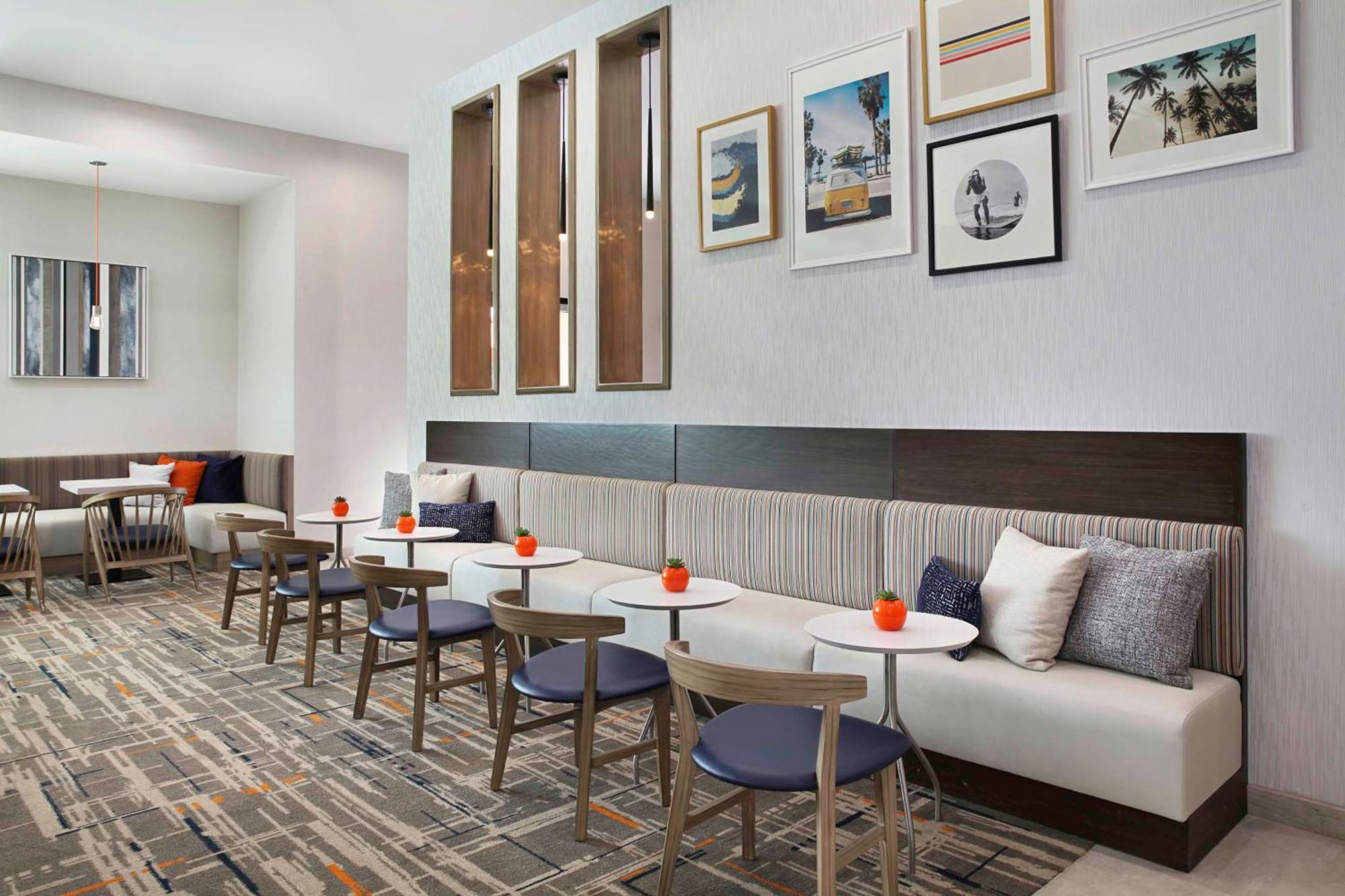 Homewood Suites By Hilton San Diego Central Екстер'єр фото