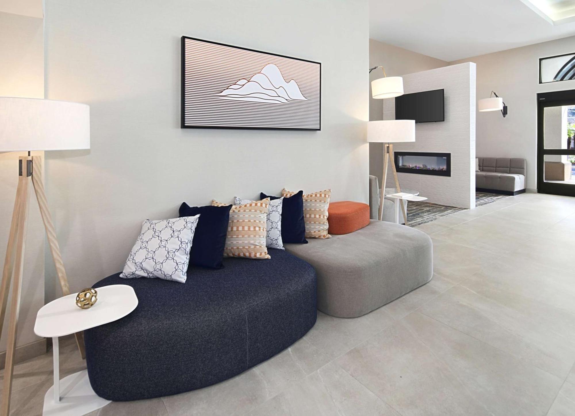Homewood Suites By Hilton San Diego Central Екстер'єр фото