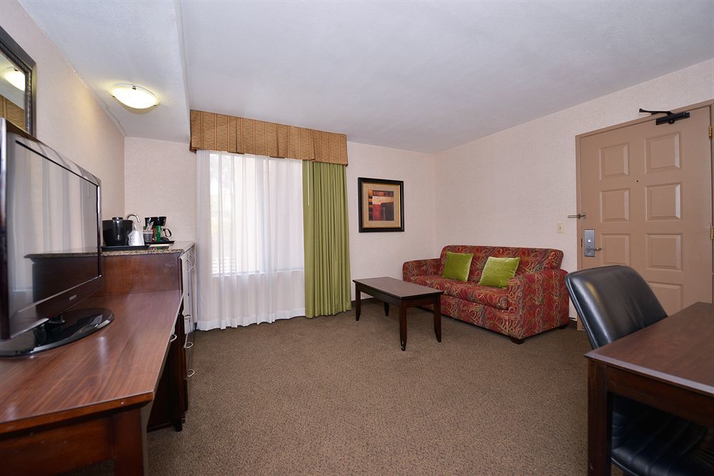 Homewood Suites By Hilton San Diego Central Екстер'єр фото